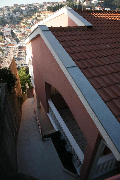 Omega Apartments Ülgün Dış mekan fotoğraf